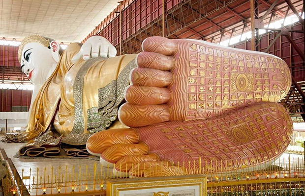 Chauk-htat-gyi Buddha Temple in Myanmar