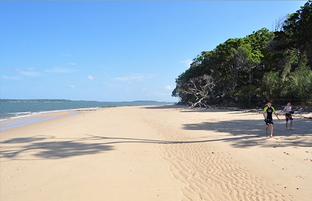 Coochiemudlo Island
