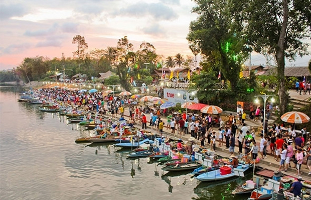 Khlong Hae Floating Market