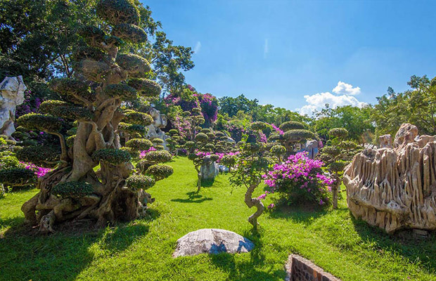 The Million Years Stone Park & Pattaya Crocodile Farm