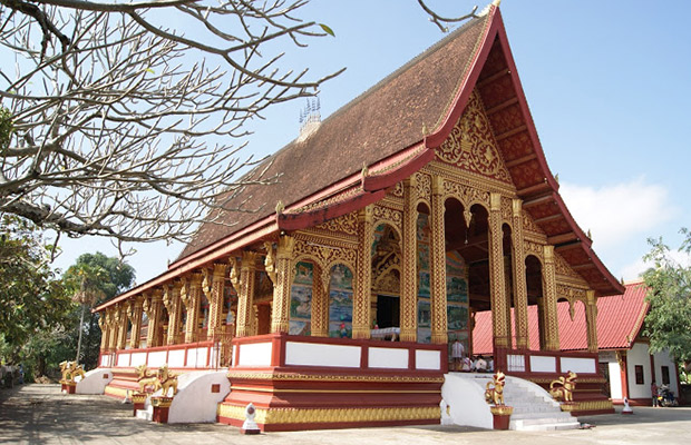 Wat Manorom