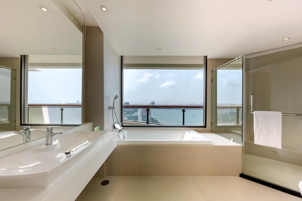 Cape Dara Resort