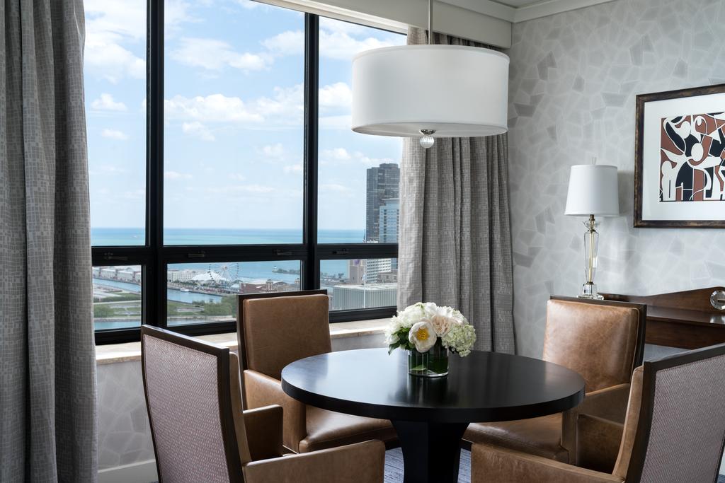 The Ritz-Carlton, Chicago
