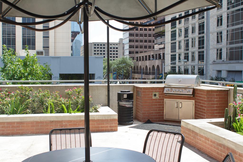 Kasa Austin Downtown Apartments