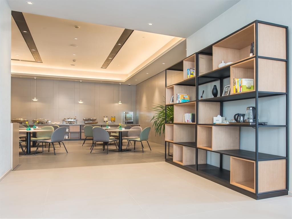 Home Inn Selected Nanjing Xinjiekou Center