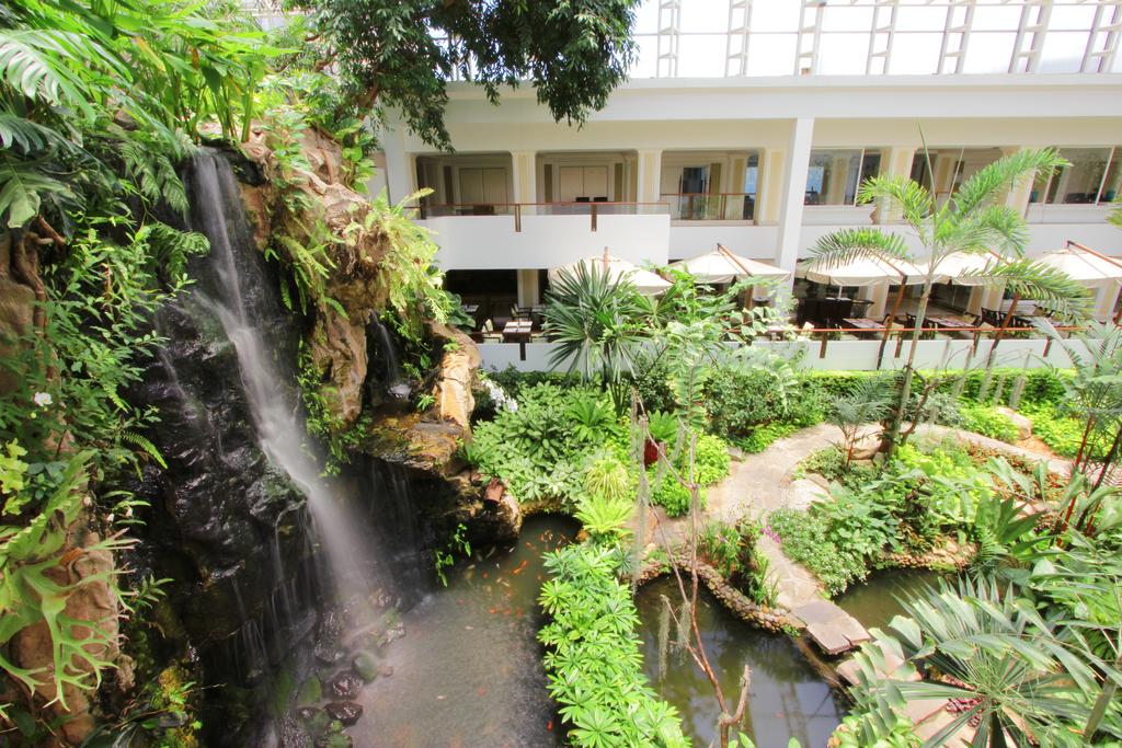 Dusit Thani Pattaya