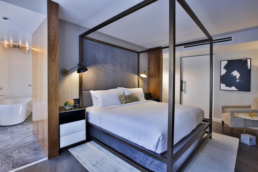 The Statler Dallas, Curio Collection By Hilton