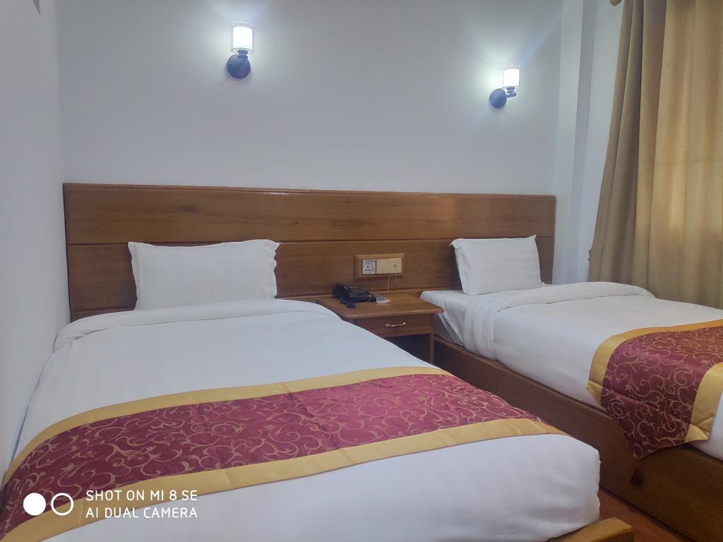 Mandalar May One Hotel