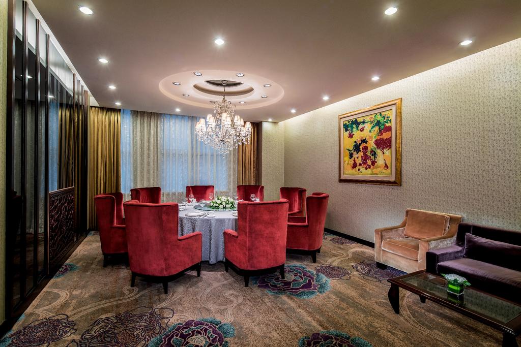 Howard Johnson Paragon Hotel Beijing