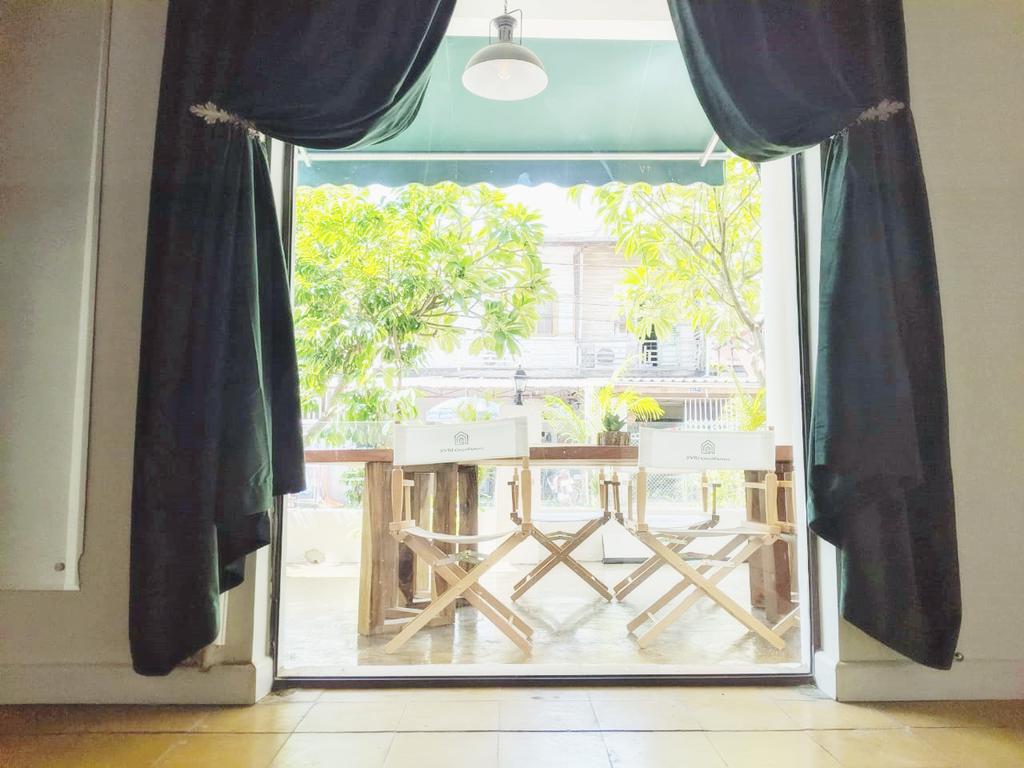 SYRI Guesthouse Vientiane Hostel & Cafe