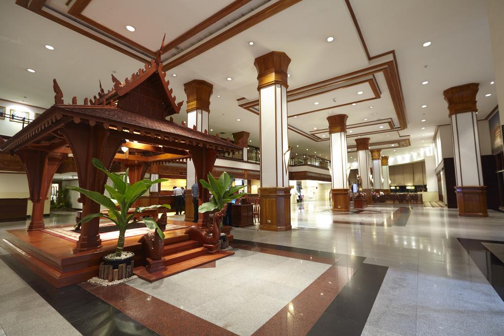 Lao Plaza Hotel