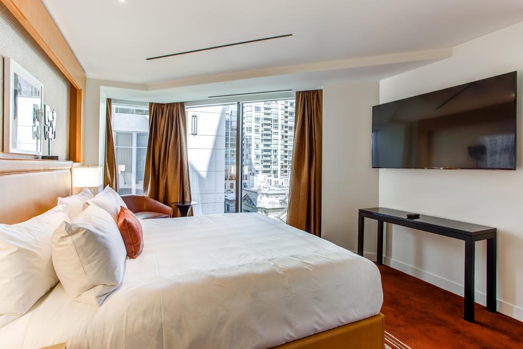 Conrad Chicago