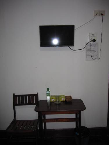 Dolphin Inn