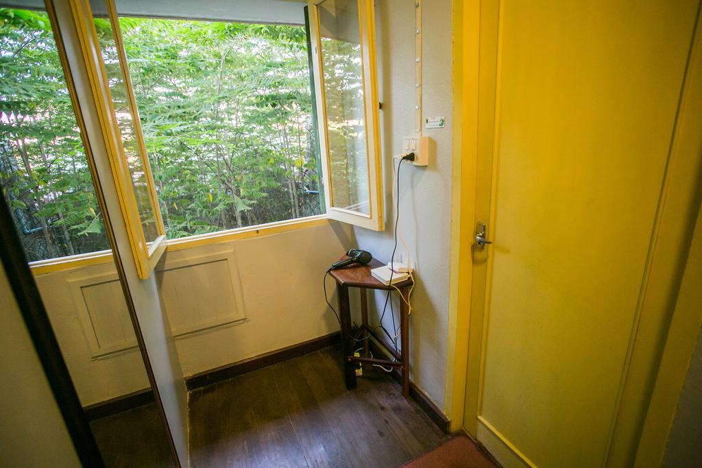 Barn1920s Hostel