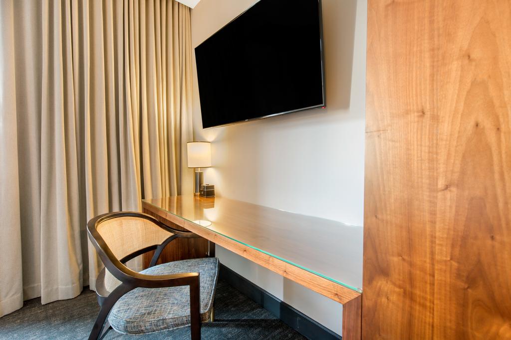Cambria Hotel Downtown Dallas