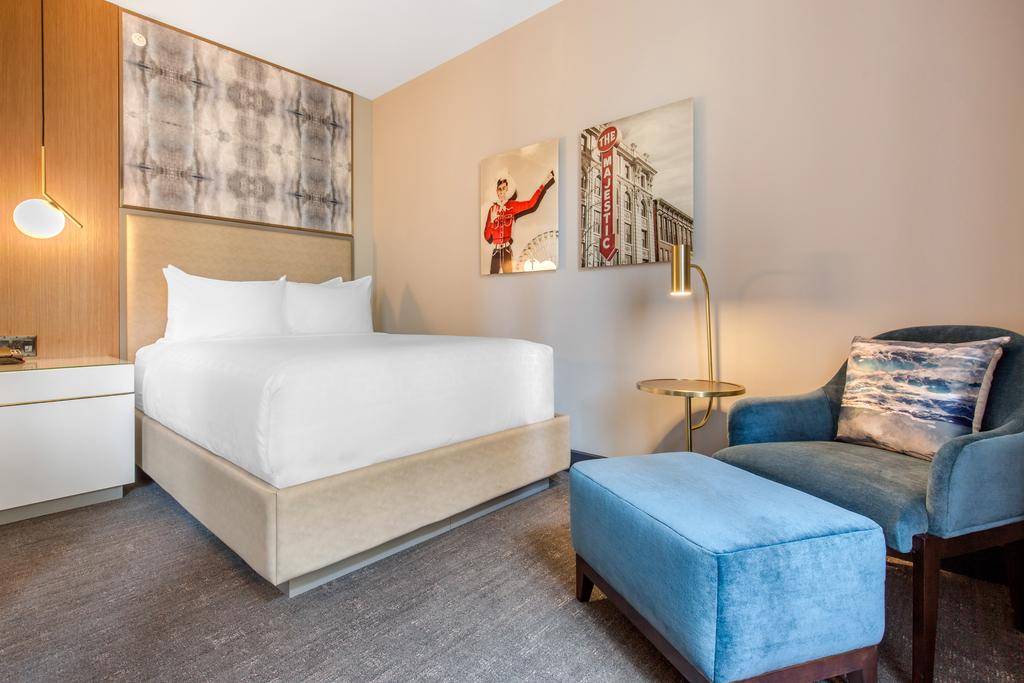 Cambria Hotel Downtown Dallas