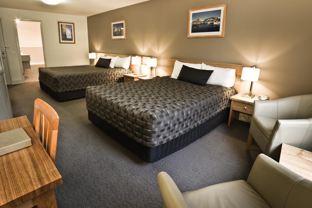 The Old Woolstore Apartment Hotel