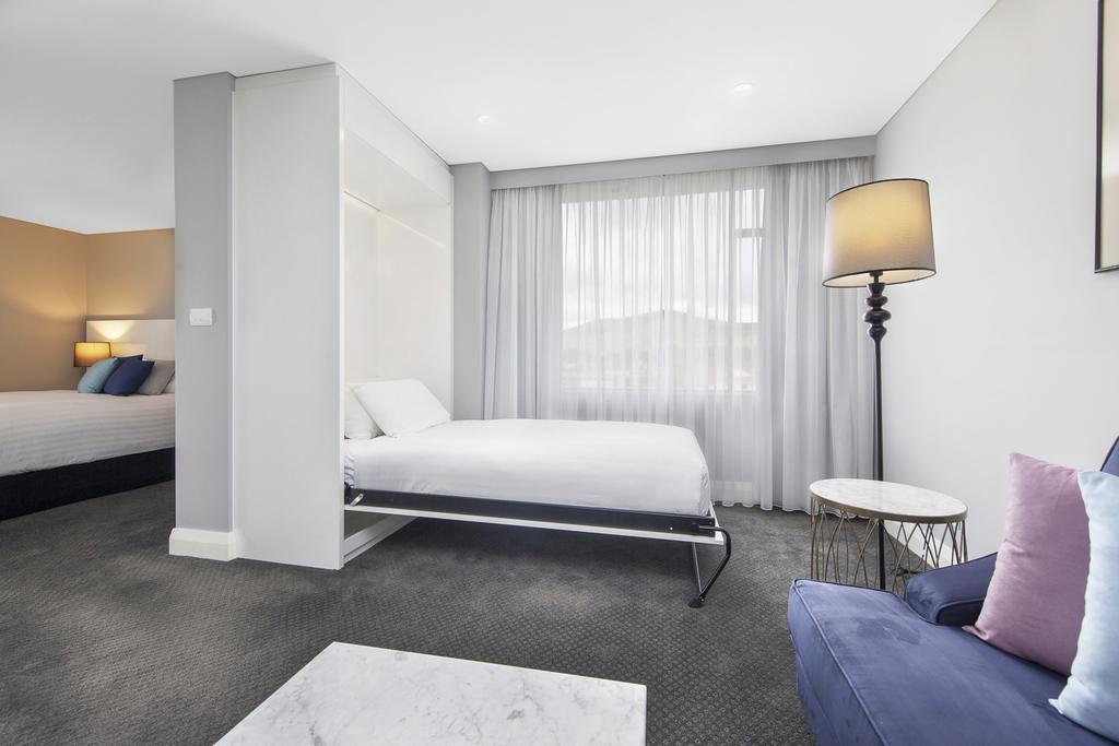 Canberra Rex Hotel