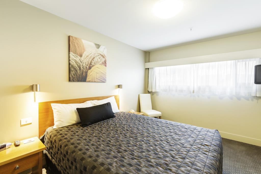 The Old Woolstore Apartment Hotel