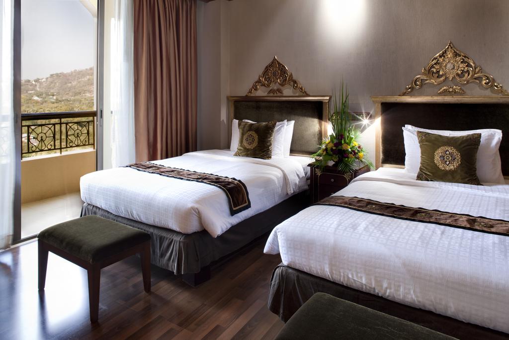 Mercure Mandalay Hill Resort