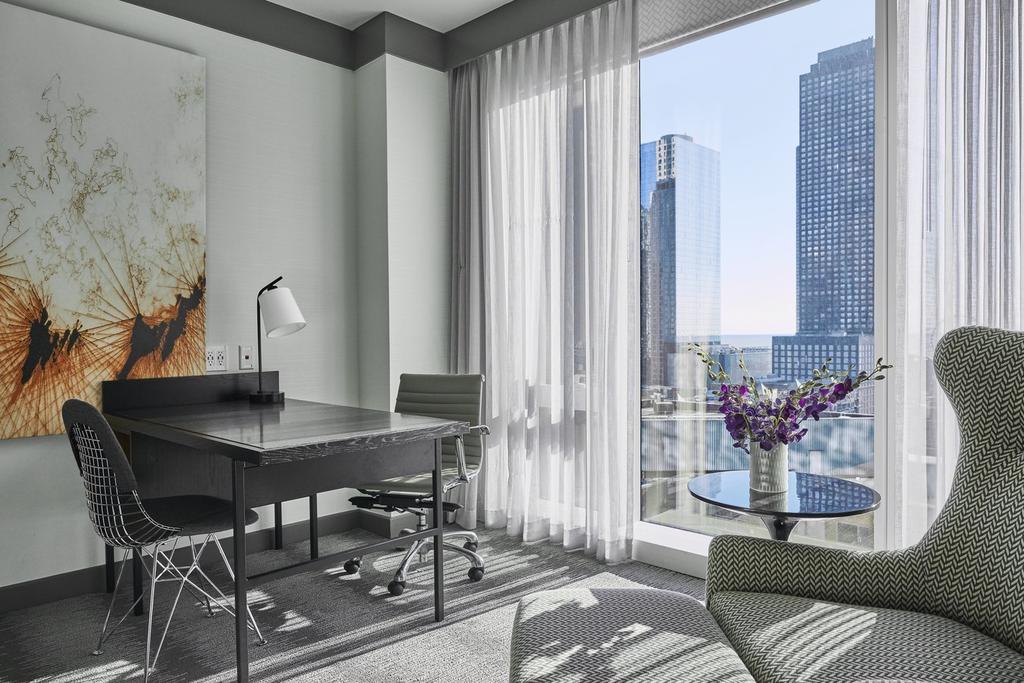 Loews Chicago Hotel