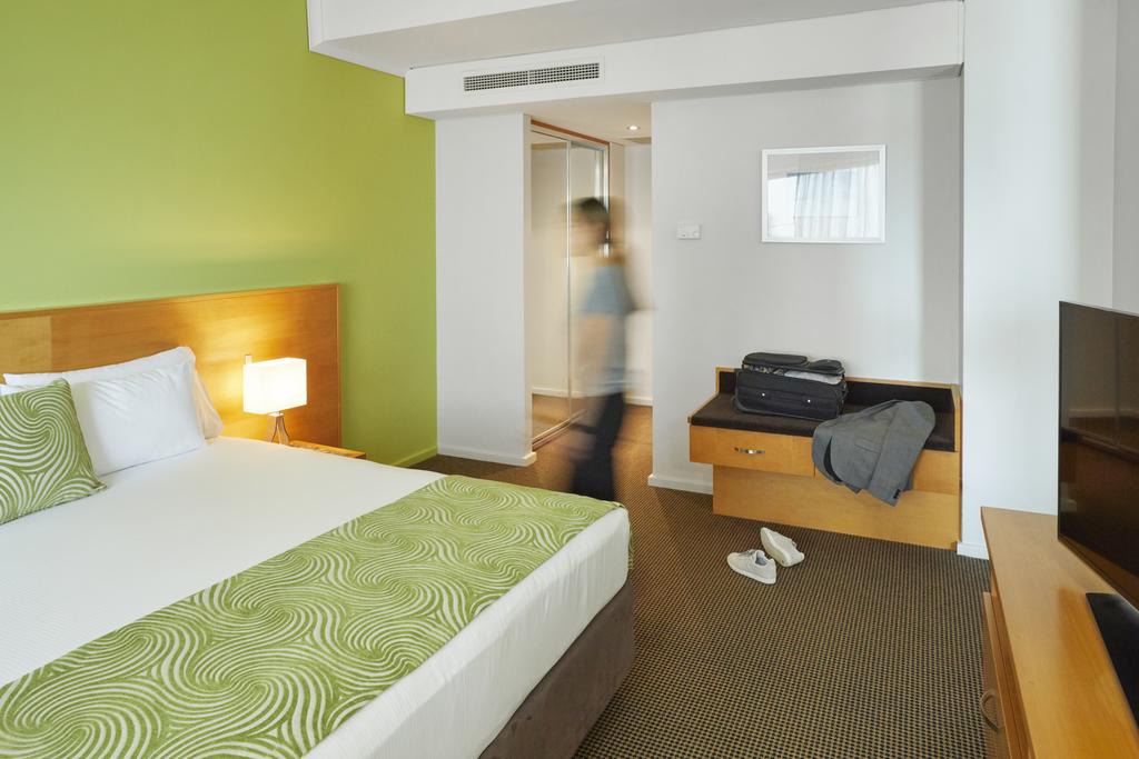 Novotel Perth Langley