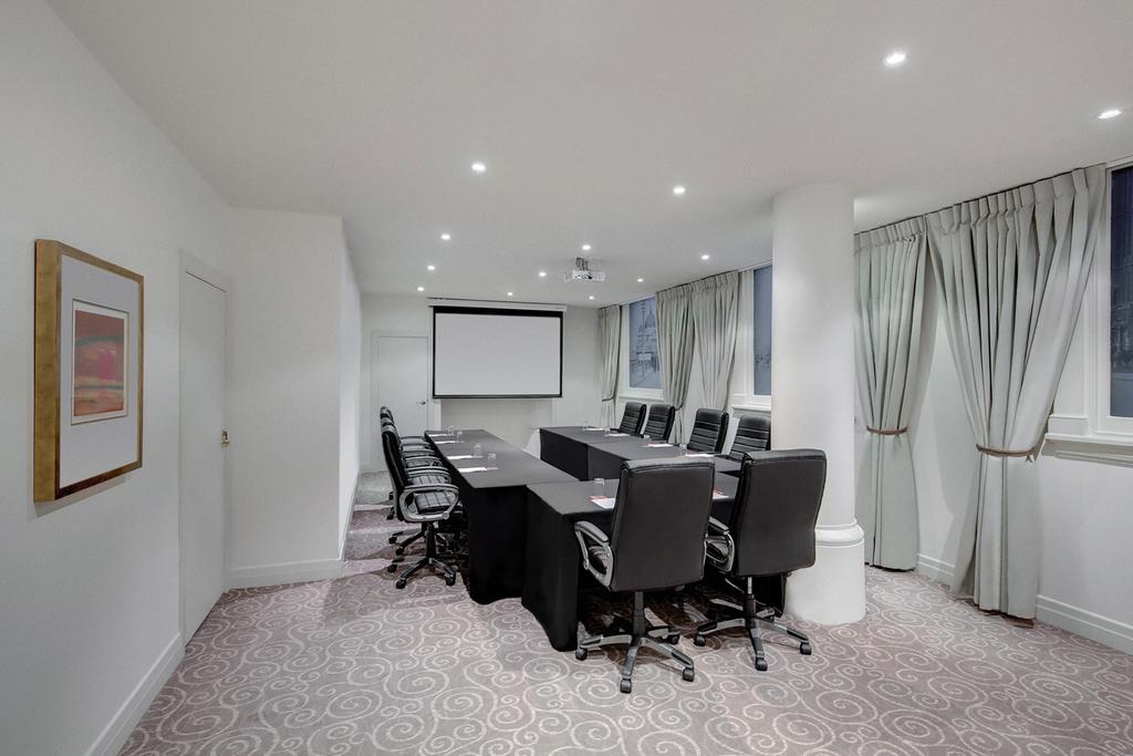 Rendezvous Hotel Melbourne