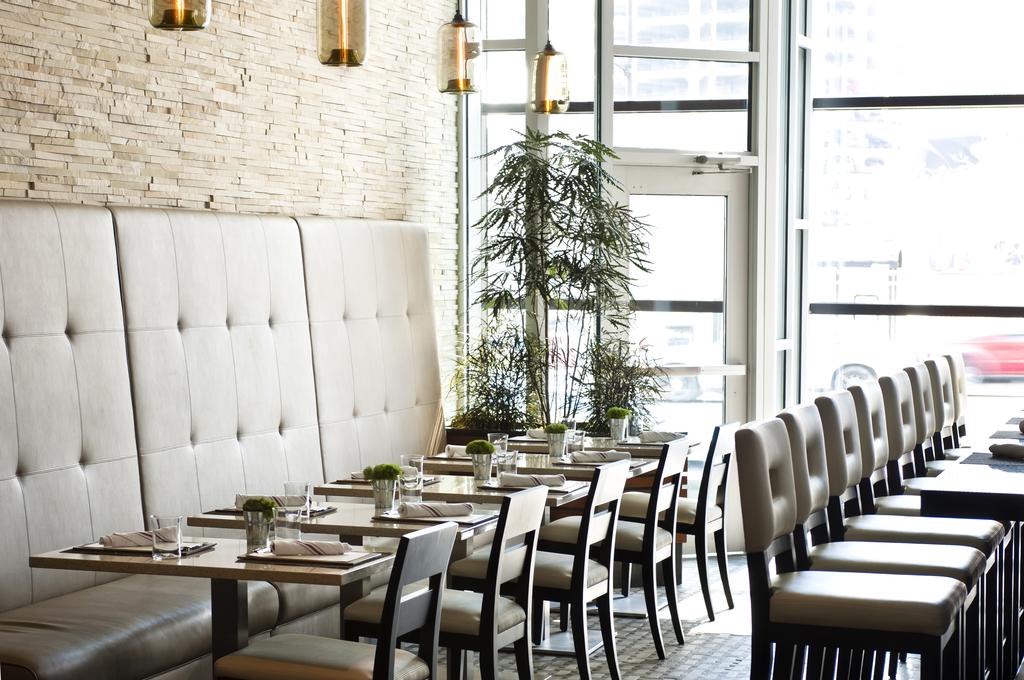 Royal Sonesta Chicago Riverfront