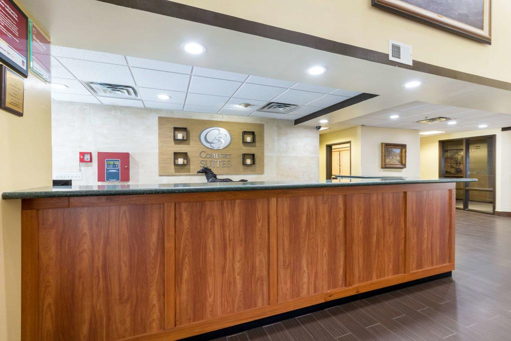 Comfort Suites Austin Airport