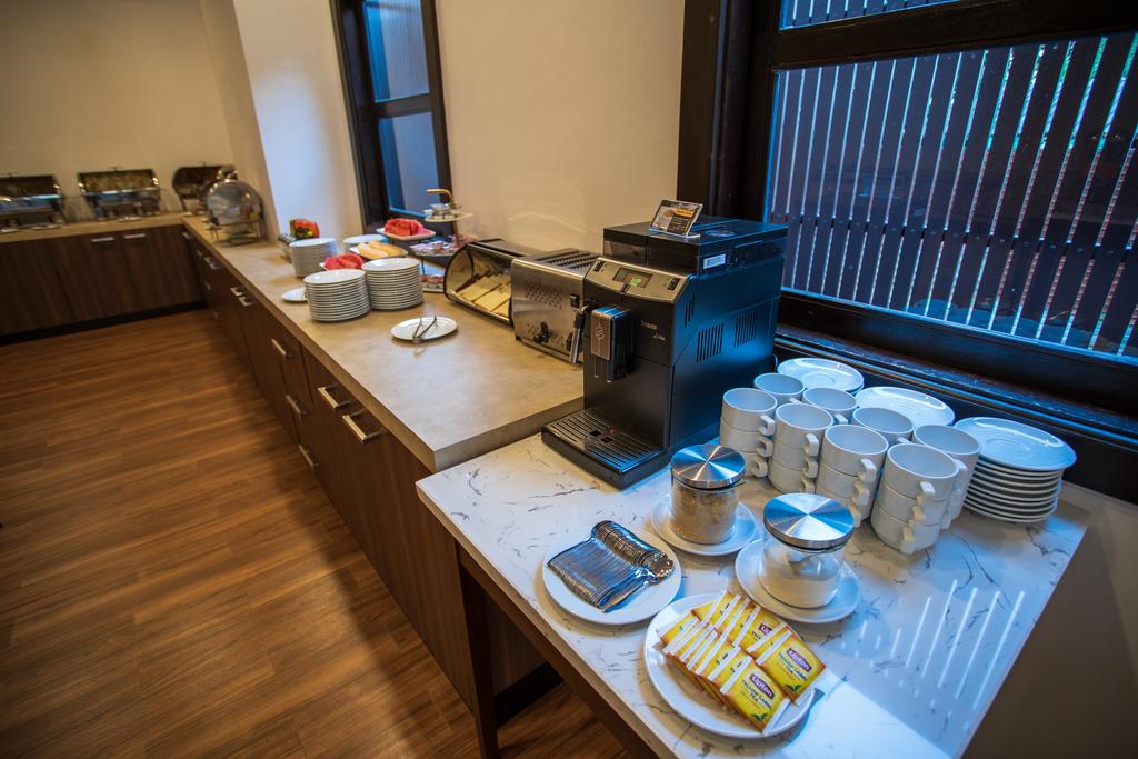 Alisa Hotel