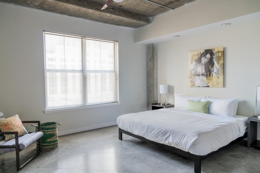 Kasa Austin Downtown Apartments