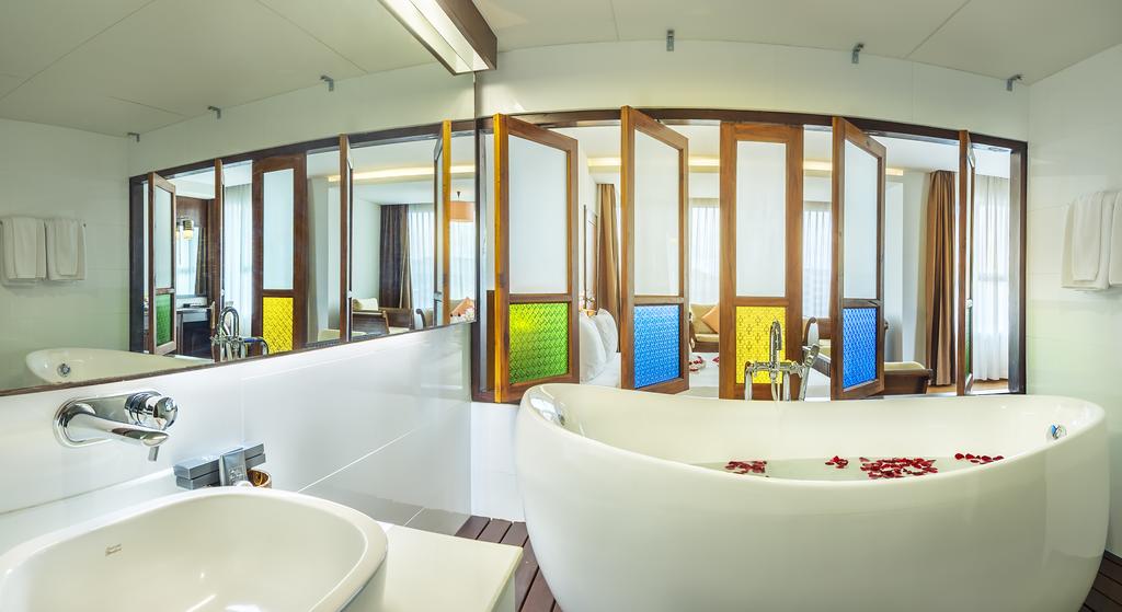 Buri Sriphu Boutique Hotel