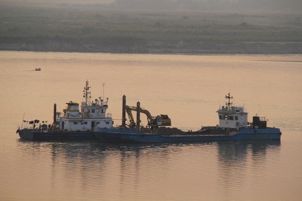 Ayarwaddy River View Hotel
