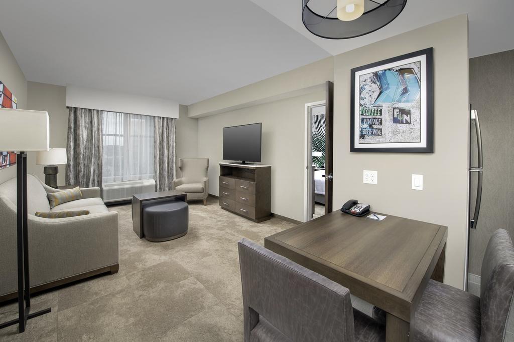 Homewood Suites by Hilton Austin Downtown