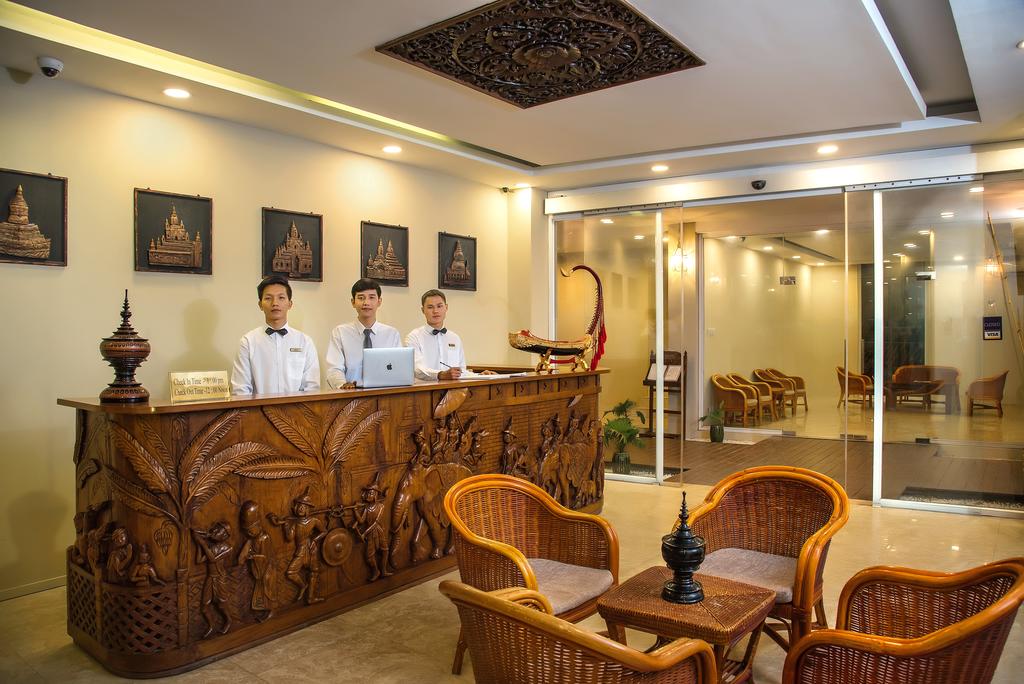 Royal Bagan Hotel