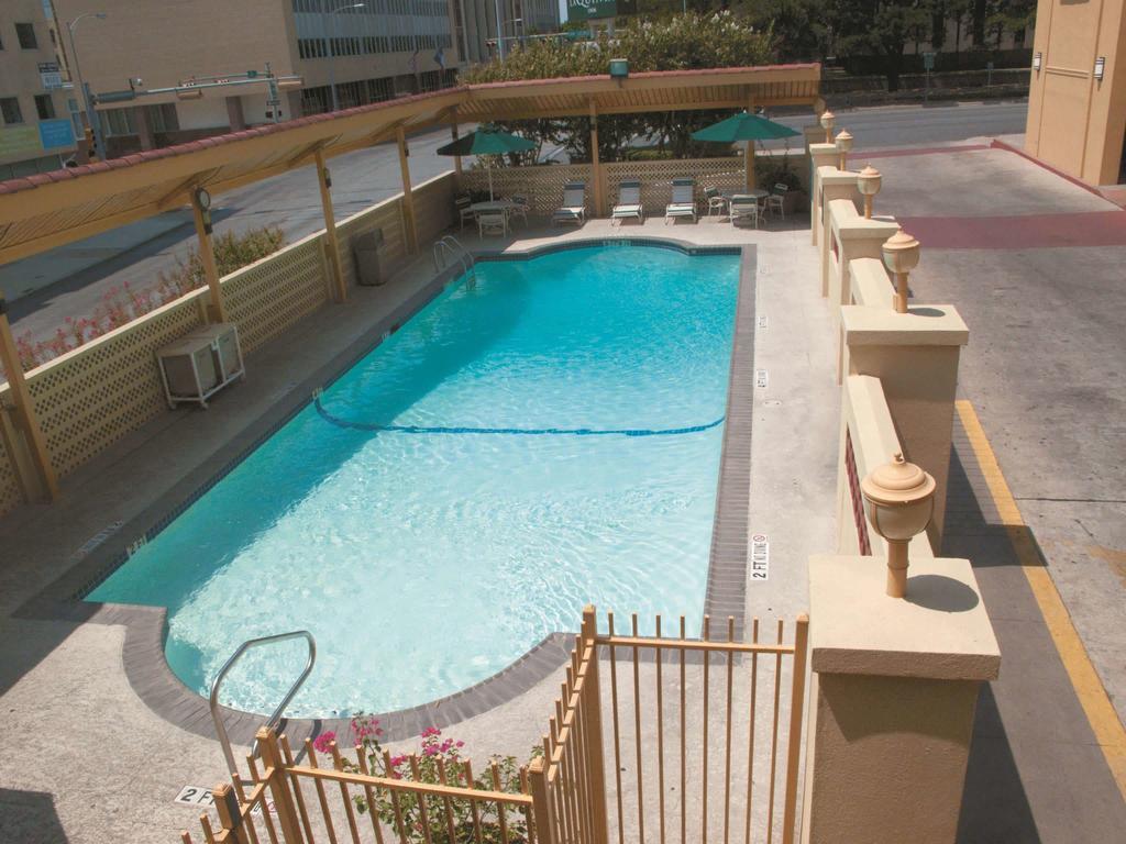 La Quinta Inn by Wyndham Austin Capitol / Downtown