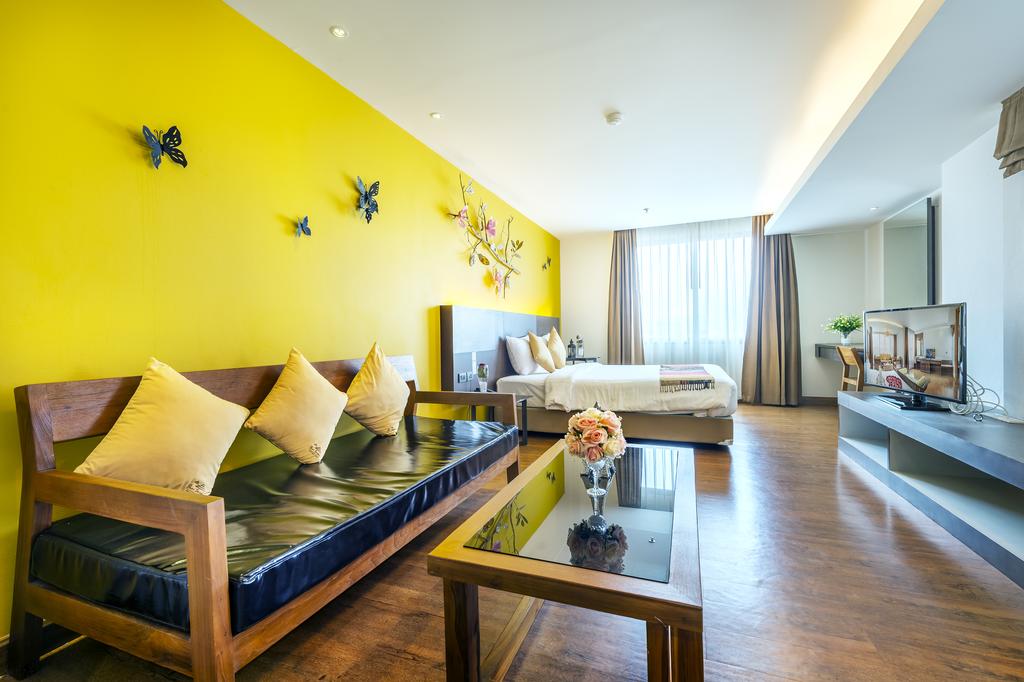 Buri Sriphu Boutique Hotel
