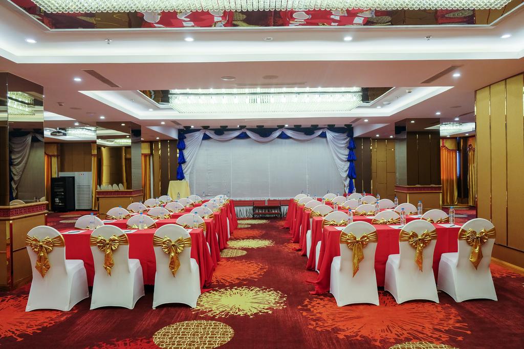 Ritz Grand Hotel Mandalay