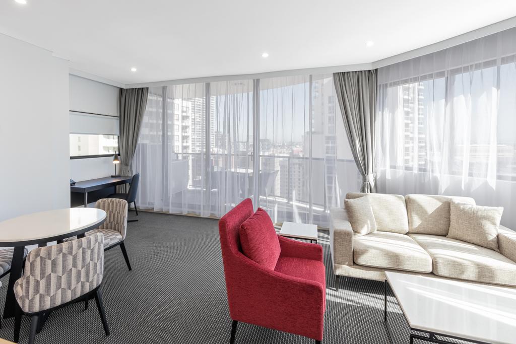 Meriton Suites Kent Street