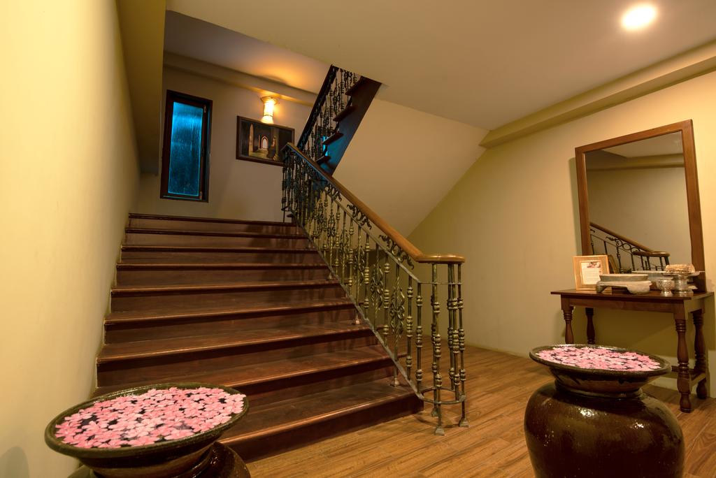 Royal Bagan Hotel