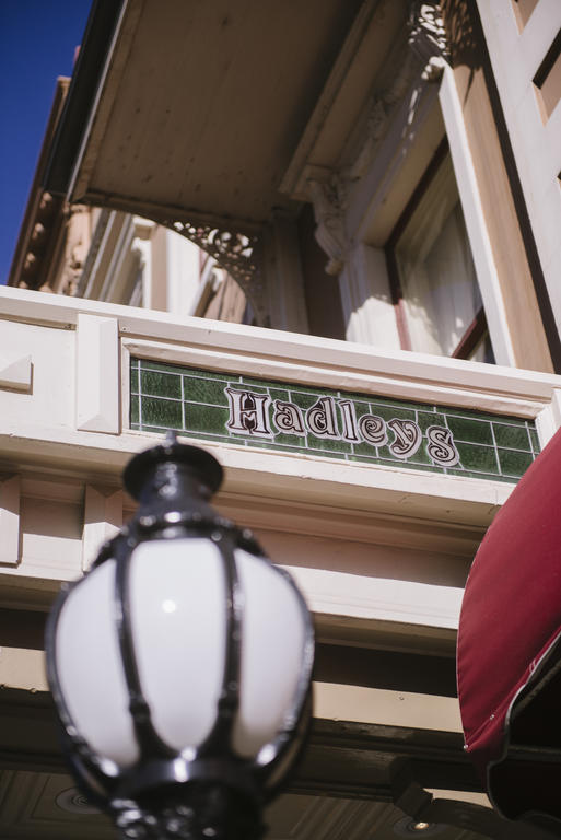 Hadley's Orient Hotel