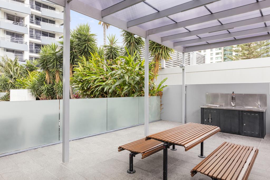 Meriton Suites Broadbeach