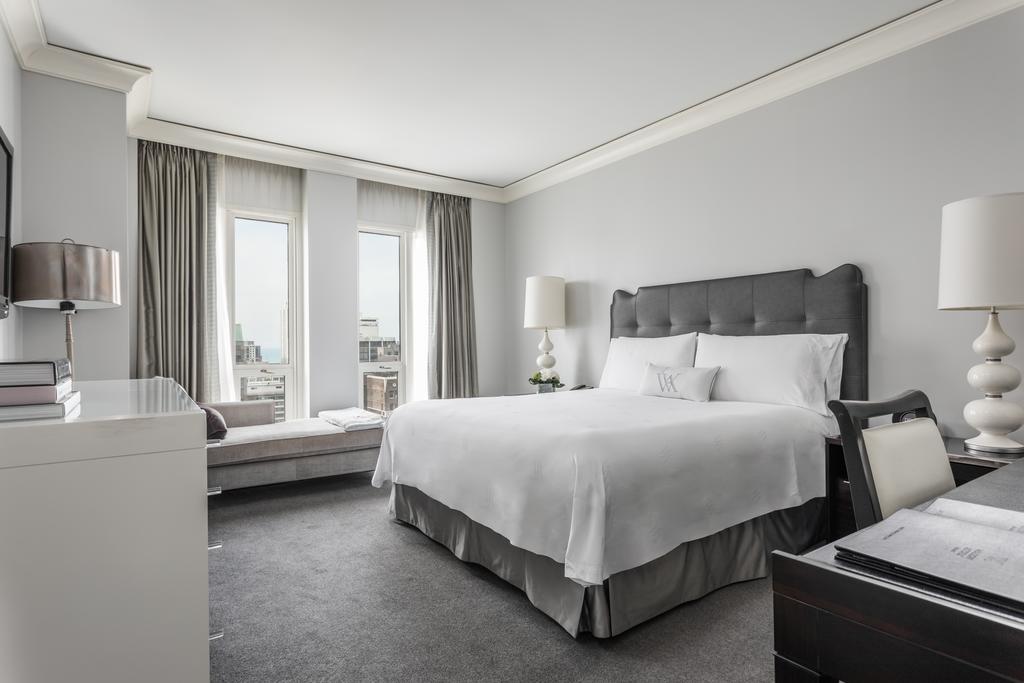 Waldorf Astoria Chicago
