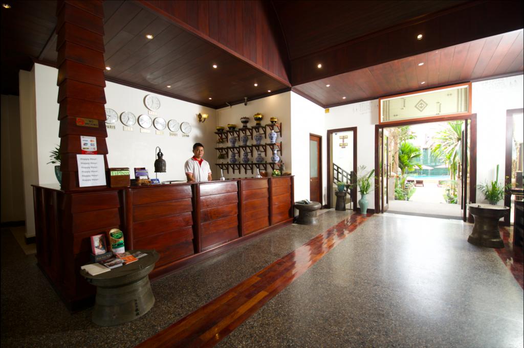 Ang Thong Hotel