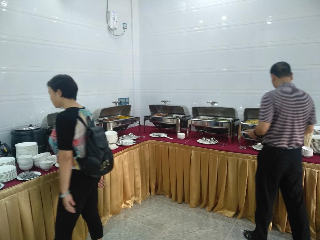 Mandalar May One Hotel