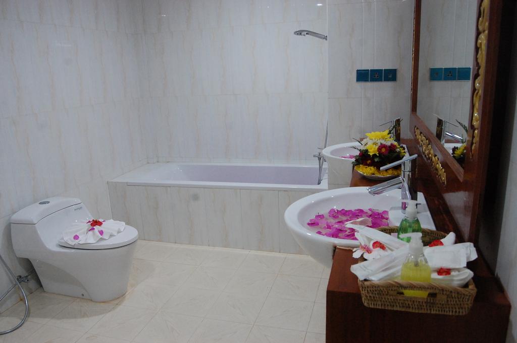 Su Tine San Royal Palace Hotel