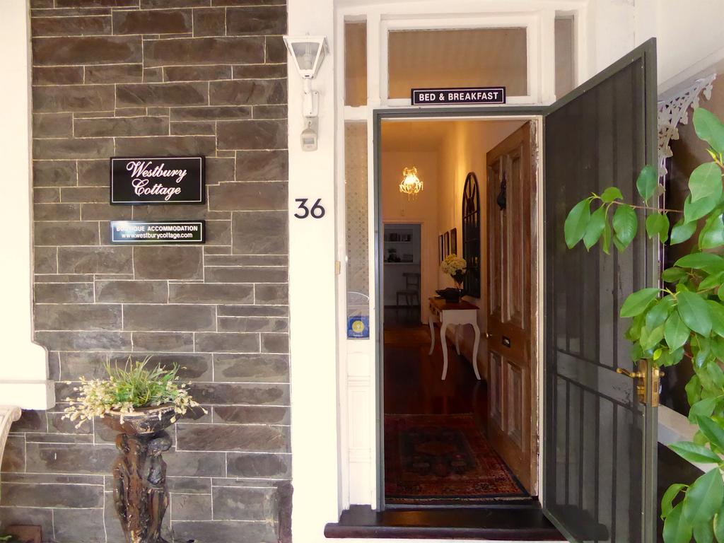 Westbury Cottage