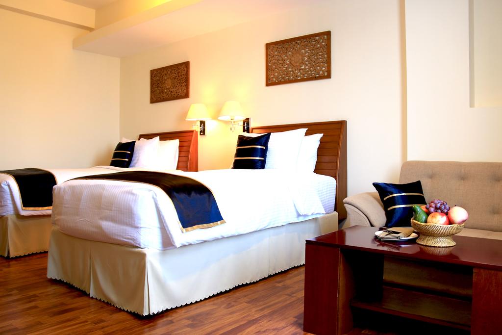 Eastern Palace Hotel