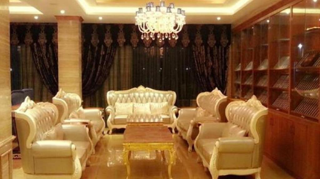Star World Hotel