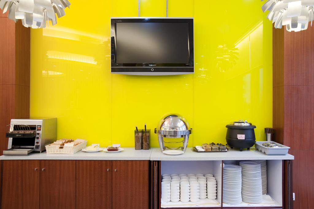 Holiday Inn Express Shenzhen Luohu